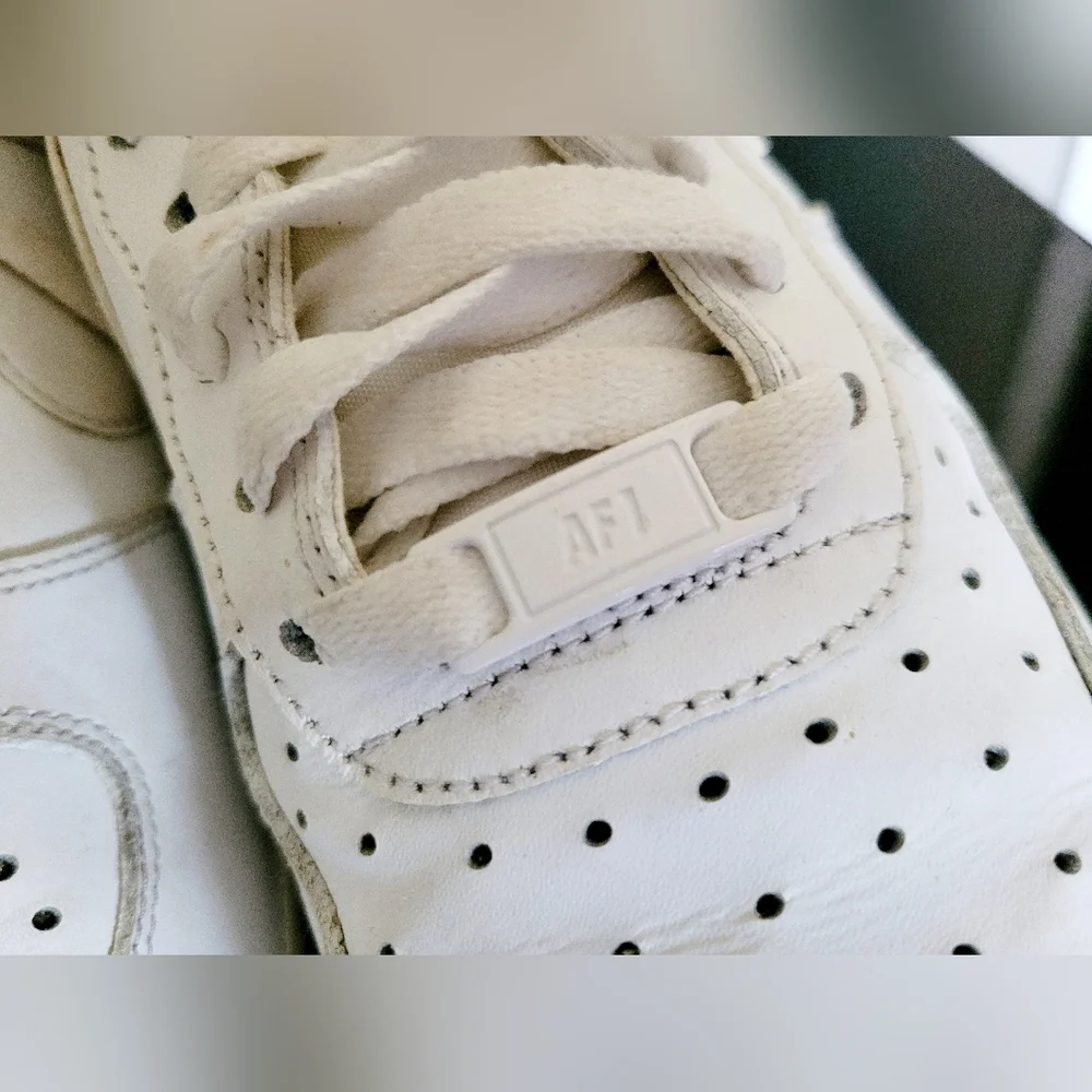 Nike Air Forse 1 Unisex Mens 7/Womens 8.5 White/Black Leather Sneakers - Picture 15 of 16